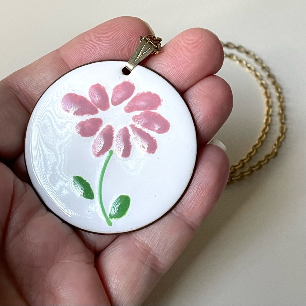 Vintage enamel on copper flower pendant w/ goldtone link chain necklace